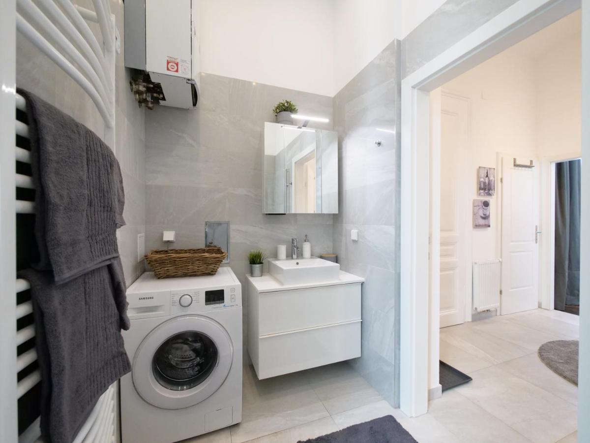 Stylish City Center Apartment Wien Exterior foto